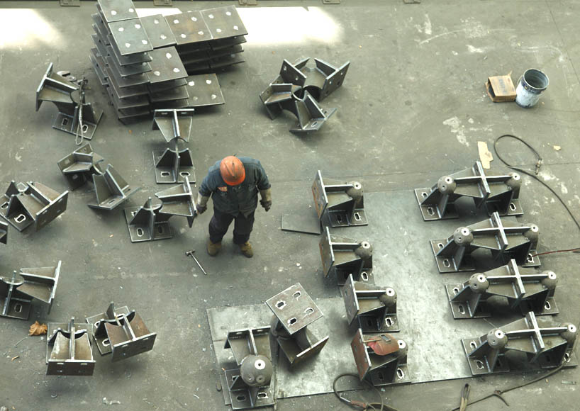 顺义煤棚网架双向支座